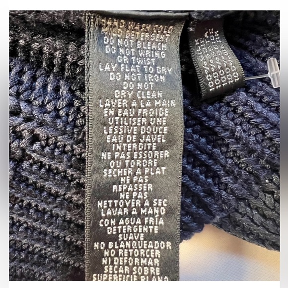 RALPH LAUREN 100% SILK BLACK LABEL CABLE KNIT
CARDIGAN - Picture 8 of 8